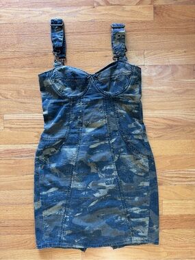 denim camo dress Diesel | Dresses | Nwt Diesel Easy To Care Hip colour:evilia-dress-blooming-vines-brown-6 Color:White/Navy Stripe Denim maxi Artifice Products - Rose